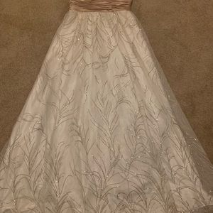 Cache Prom Dress size 8 in excellent Condition!